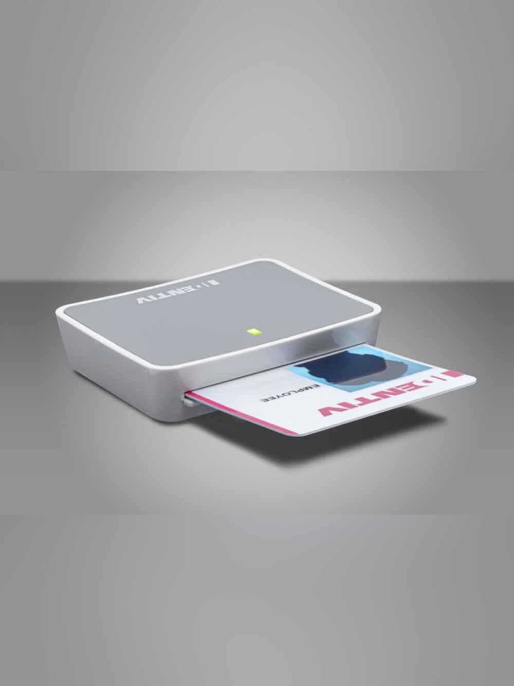 Identiv's uTrust 2700 R Contact Smart Card Reader - Picture 3 of 3